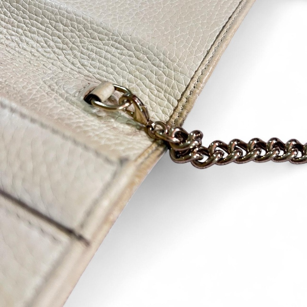 Gucci Ivory Leather Crossbody with Chain - Picture 13 of 16